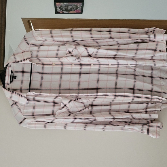 Express Top - Picture 1 of 3